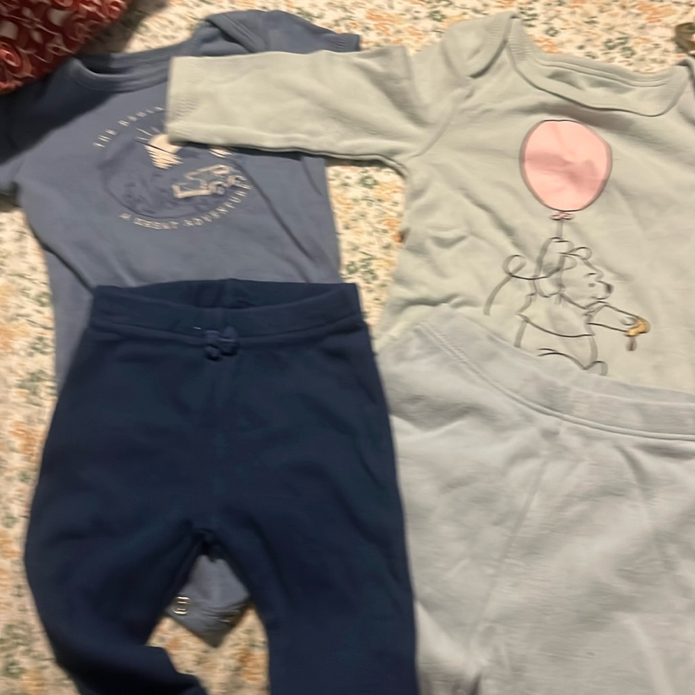 1 bodyshirt 3 months,Winnie the Pooh 0-3, blue pants 0-3 months cielo blue 3-6